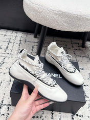 CHANEL 26S LACE-UP SNEAKERS IN WHITE FABRIC AND LAMBSKIN