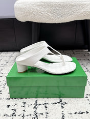 BOTTEGA VENETA 26S HIGH-HEEL THONG SANDALS 40 MM IN WHITE CALFSKIN