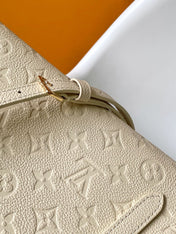 LV 25S BABYLONE TOTE BAG 32 IN CREAM CALFSKIN GOLD HARDWARE