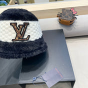BUCKET HAT IN BLACK MIX WHITE WOOL 421038