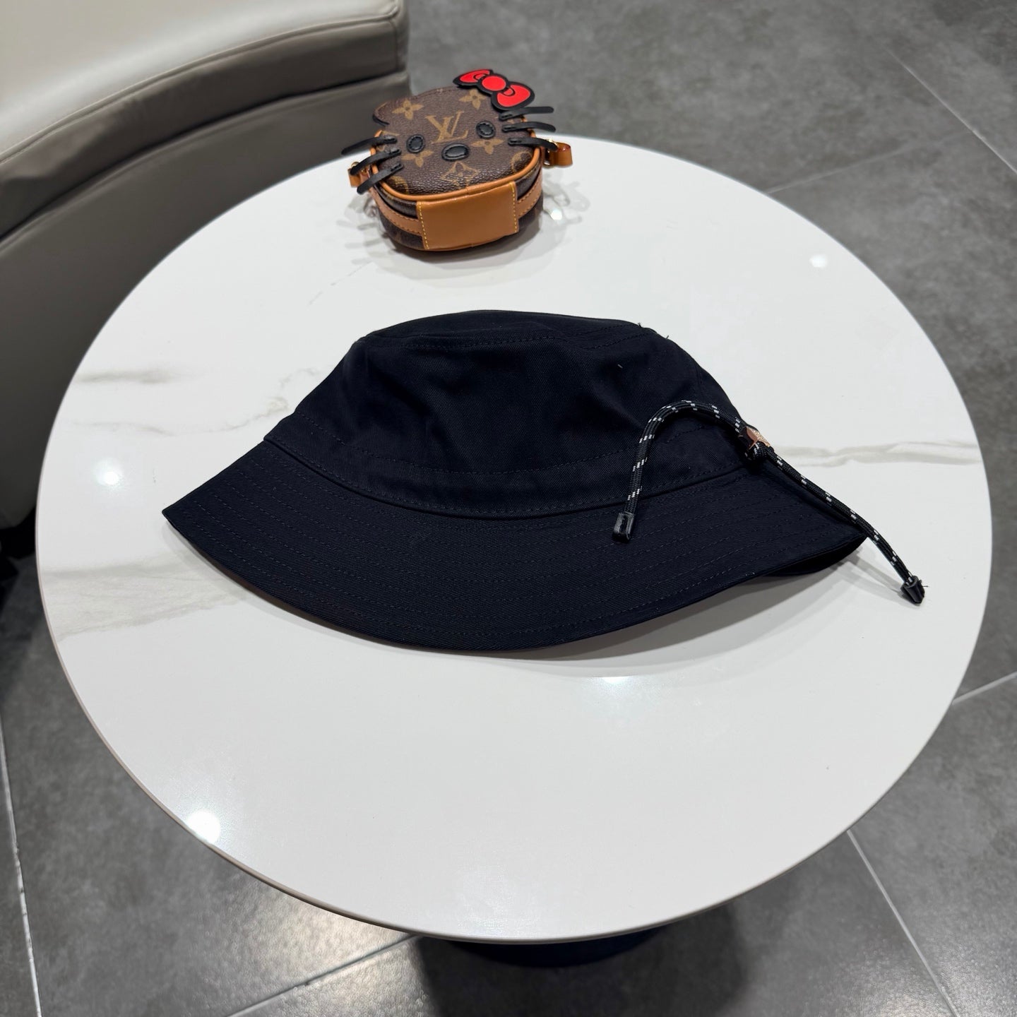 MIUMIU BUCKET HAT STYLE 82