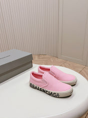 SLIP-ON SNEAKERS GRAFFITI IN PINK CANVAS
