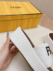 FENDI SIGNATURE WEDGE PLATFORM 6 CM IN WHITE FIBRE WITH BROWN EMBROIDERED LOGO