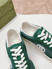 SNEAKER WITH INTERLOCKING G IN GREEN FOREST SUEDE AND MESH