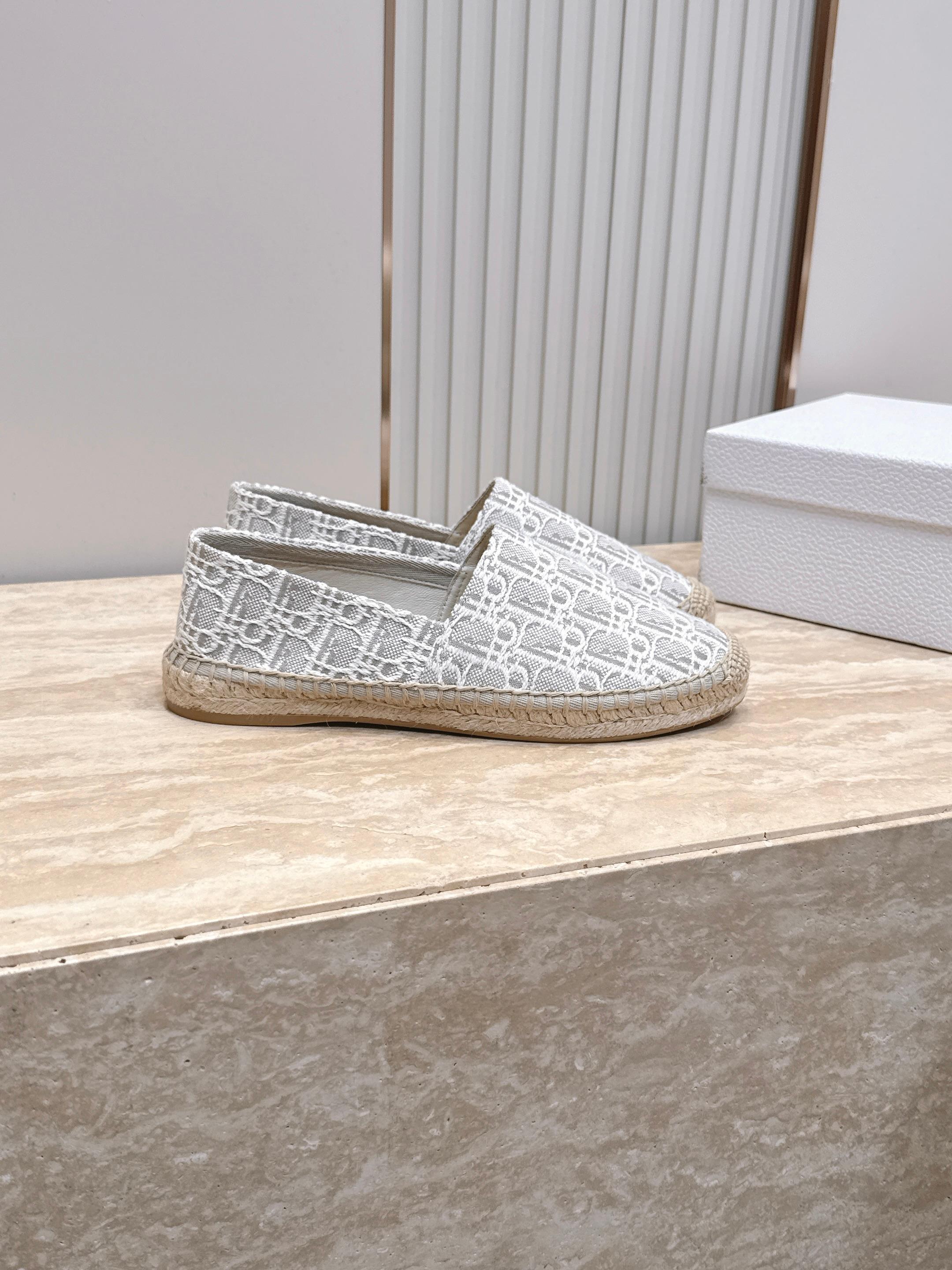 DIOR 26S SIROCO ESPADRILLE IN GREY AND WHITE DIOR OBLIQUE CANVAS