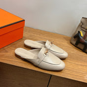 HM 26S KELLY MULE IN BEIGE CALFSKIN GOLD HARDWARE