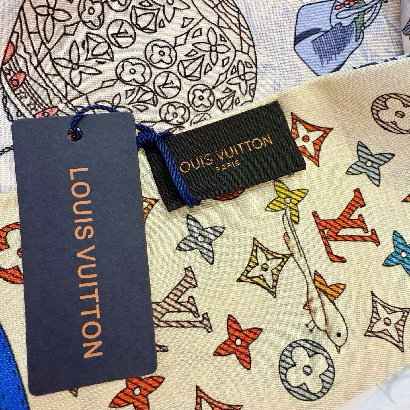 LV TWILLY 120 CM IN SILK 714368