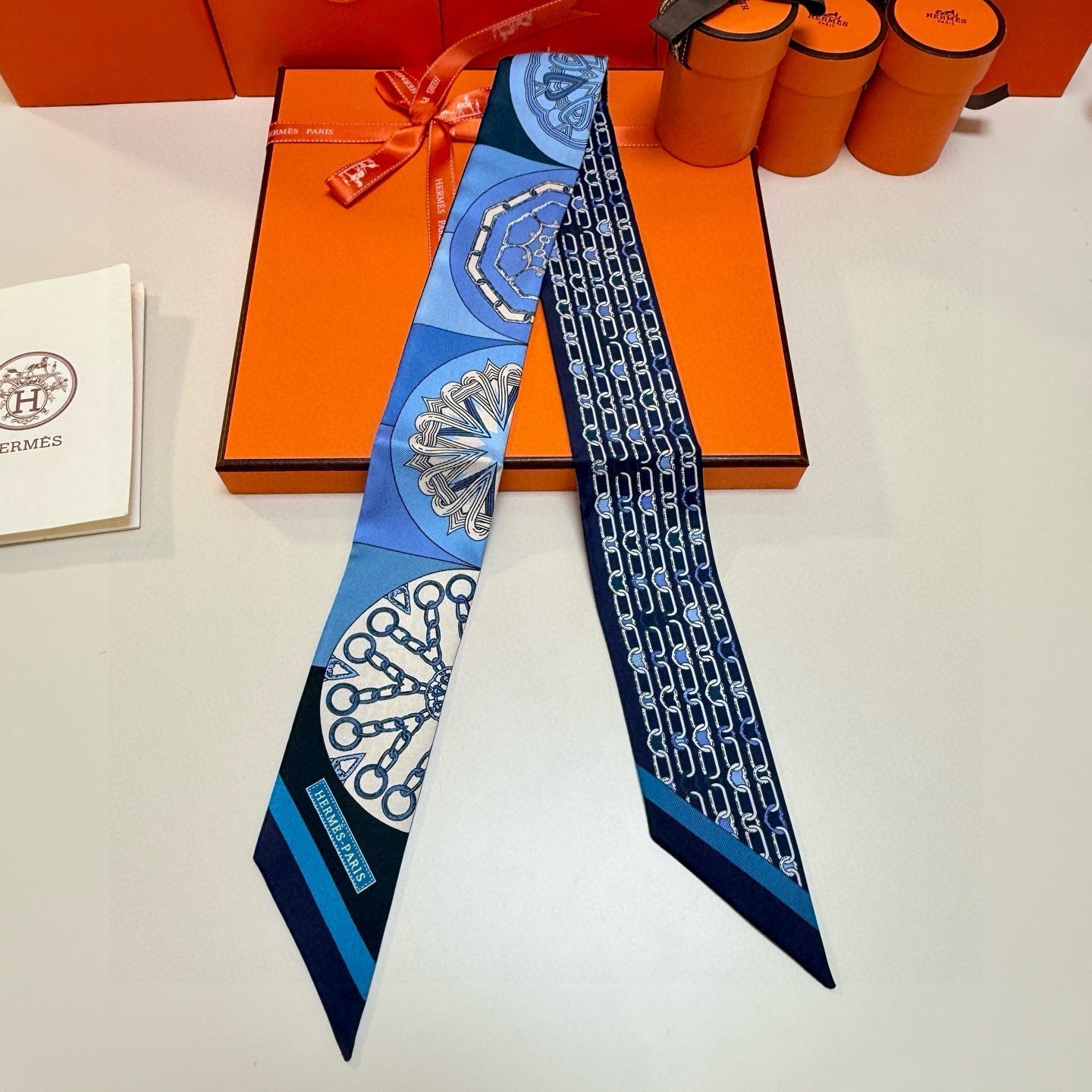HERMES 25S SCARF 90 IN SILK 856725