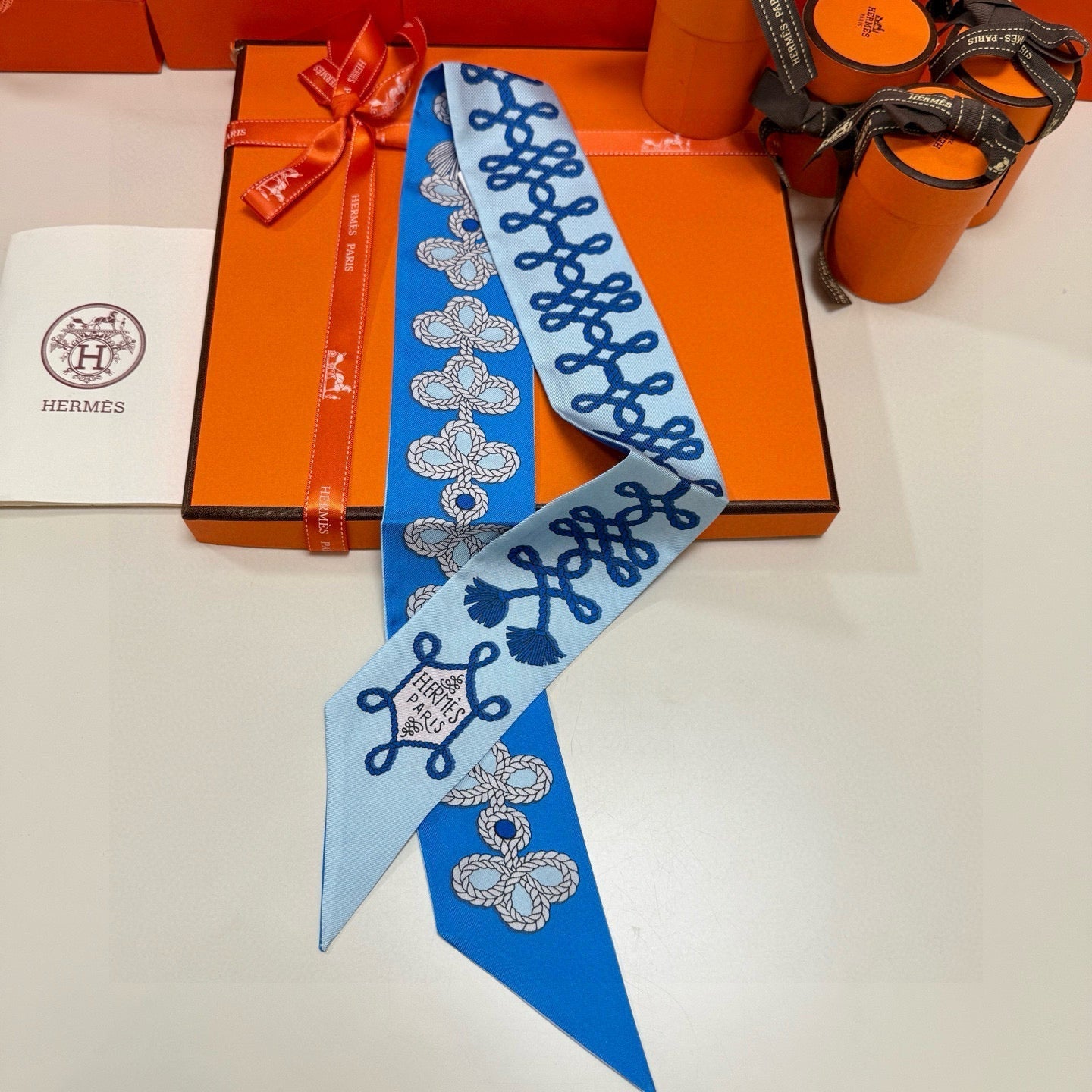 HERMES 26S SCARF 86 IN SILK 309668