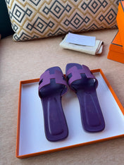 0RAN SANDALS IN ROYAL PURPLE CALFSKIN