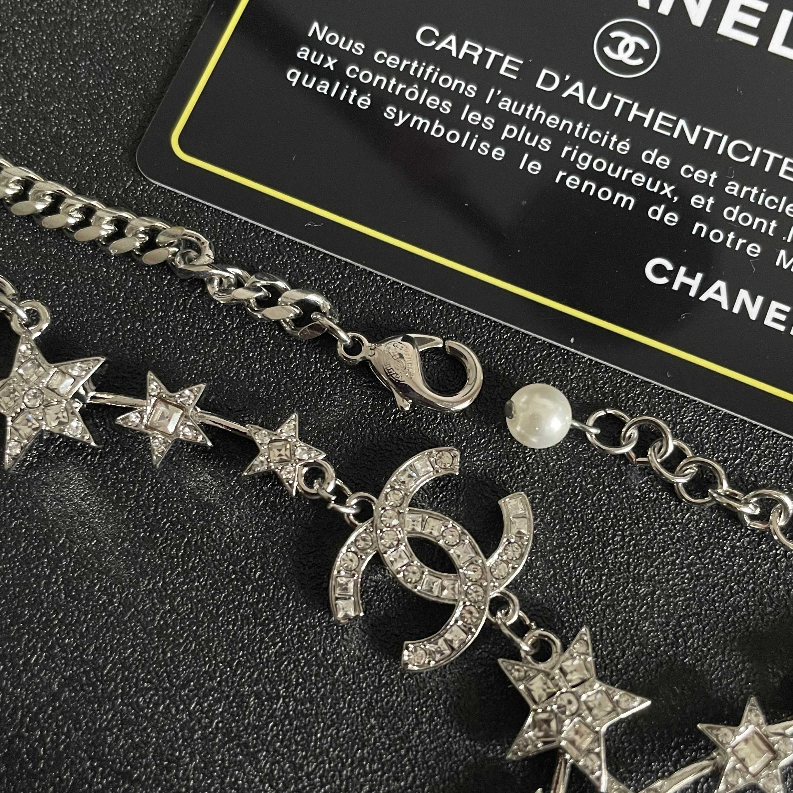 CHANEL 26S DOUBLE C LOGO STAR & PEARL DROP CHAIN NECKLACE IN SILVER METAL 629971