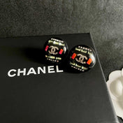 CHANEL 26S DOUBLE C LOGO MULTICOLOR CRYSTAL DOME STUD EARRINGS IN BLACK ENAMEL & GOLD METAL 630064