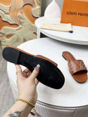 FLAT SLIDE IN BRONZE BROWN LAMBSKIN WITH RHINSTONES