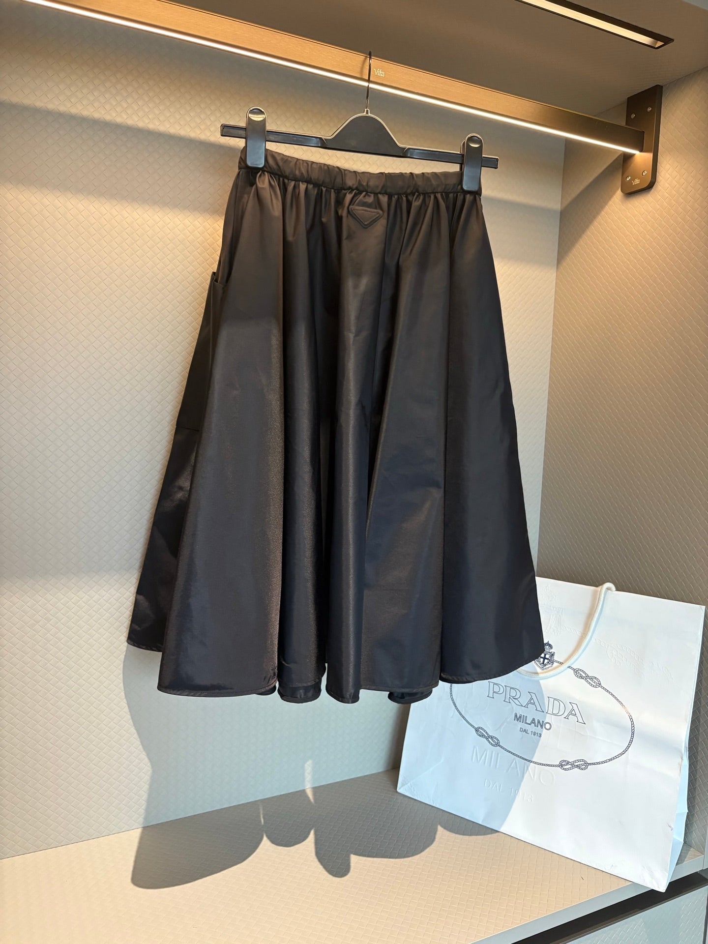 PRADA 26S TULIP SKIRT 769