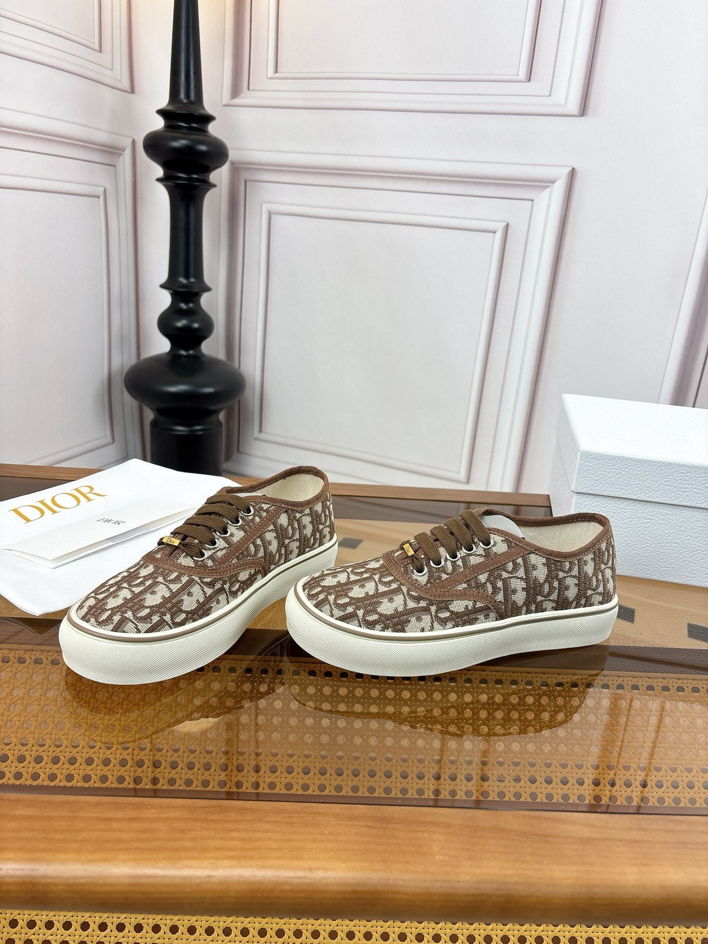 DIOR 26S LOW TOP SNEAKERS IN BROWN OBLIQUE CANVAS WITH RUBBER SOLE