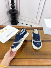 DIOR 26S LOW TOP SNEAKERS IN NAVY BLUE CANVAS WITH WHITE LACE TRIM & LOGO PRINT