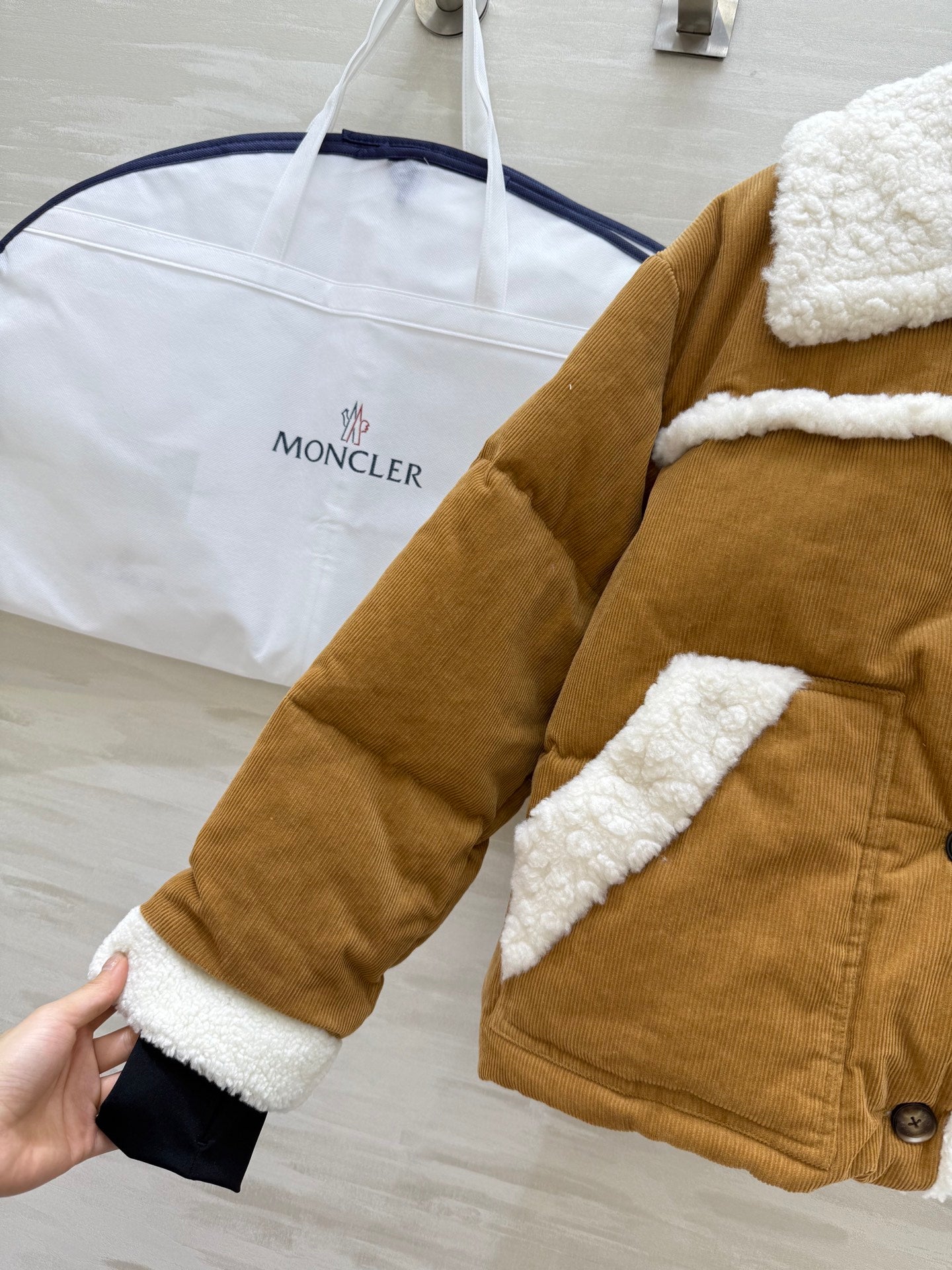 MONCLER 25S VELVET FUR JACKET 306104