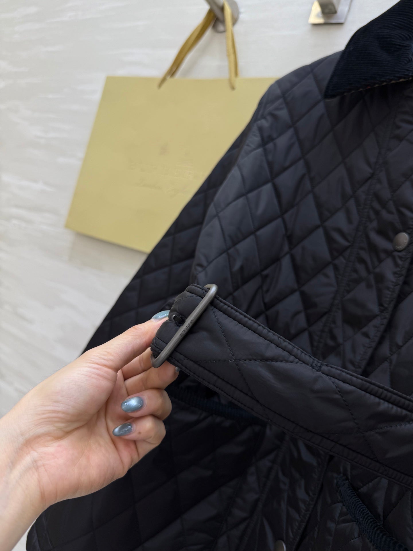 BURBERRY 25S DOWN JACKET 095