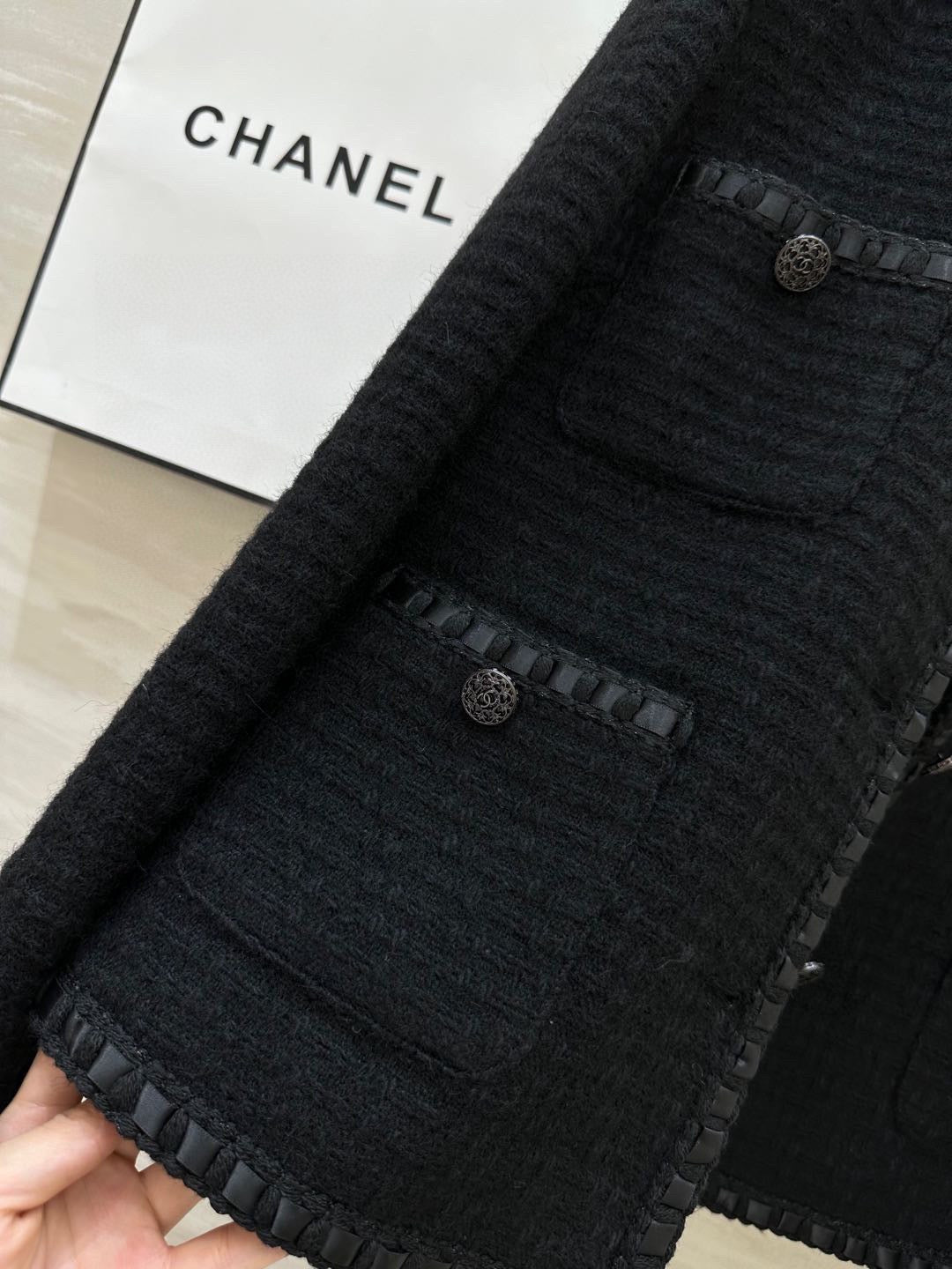 CHANEL 25S TWEED WOOL JACKET 471