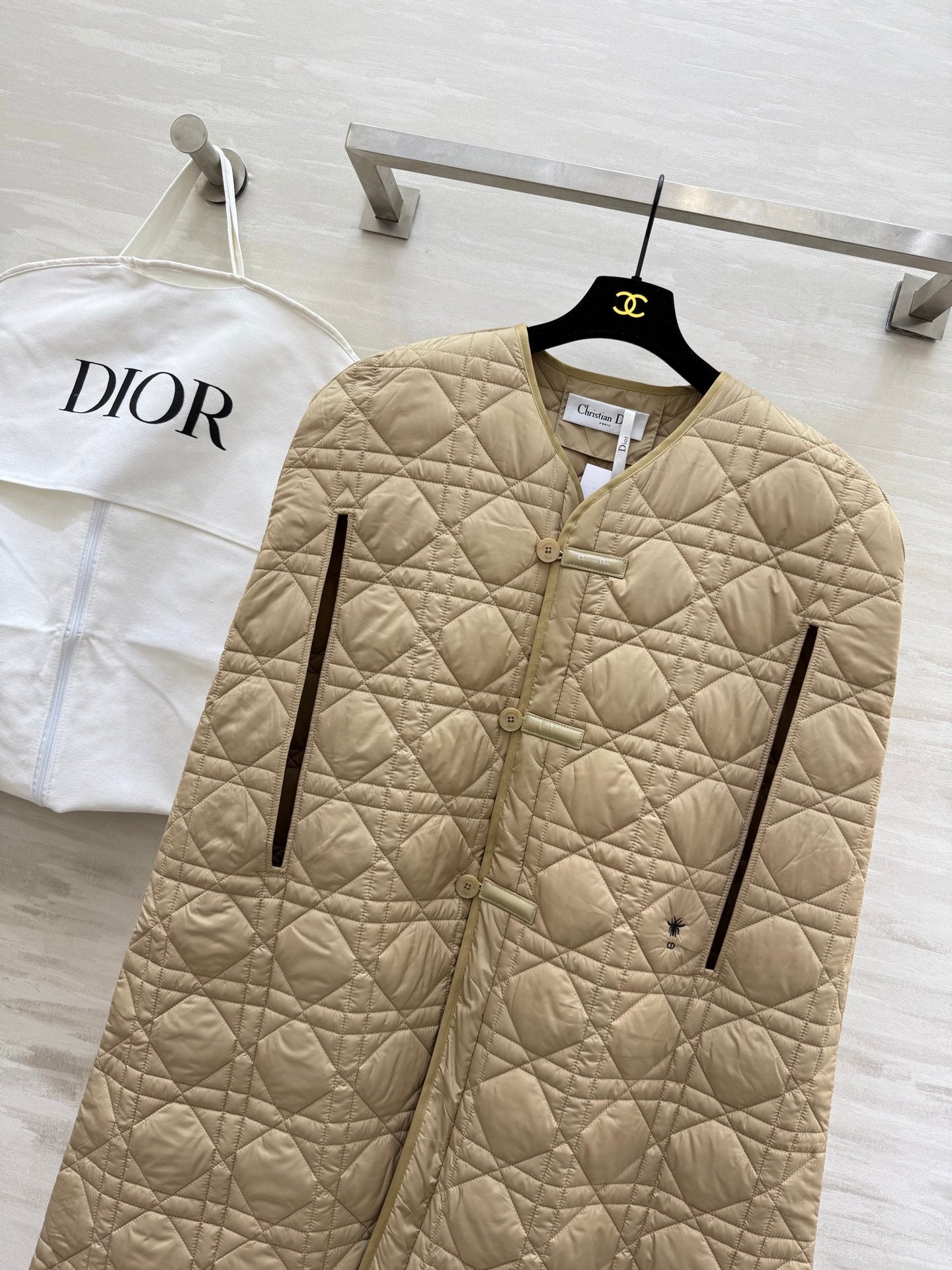 DIOR 25S LONG QUILTED COAT 781