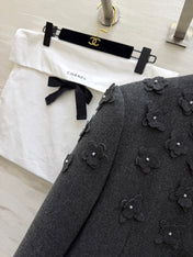 CHANEL 26S WOOL JACKET AND SKIRT SET 870