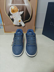 DIOR 26S LOW-TOP SNEAKER IN DARK BLUE CALFSKIN