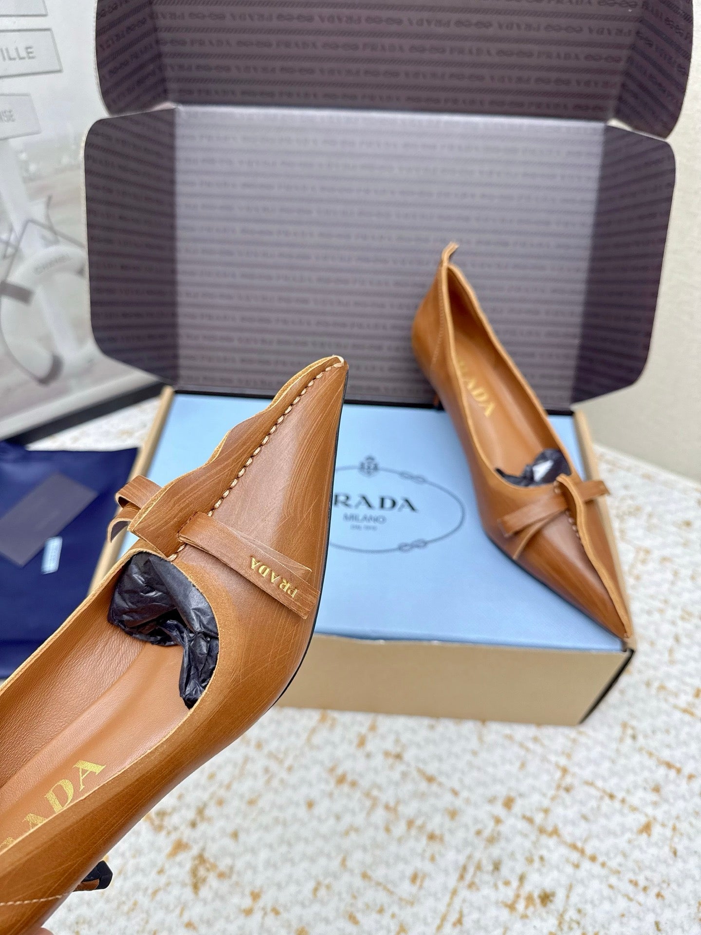 PRADA 26S ANTIQUED LEATHER PUMPS 55MM IN TAN BROWN CALFSKIN