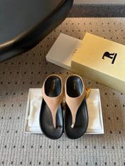 THE ROW 26S THONG SANDALS IN LIGHT BROWN SUEDE