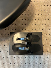 YSL 26S THONG SANDALS IN BLACK SHINY CALFSKIN