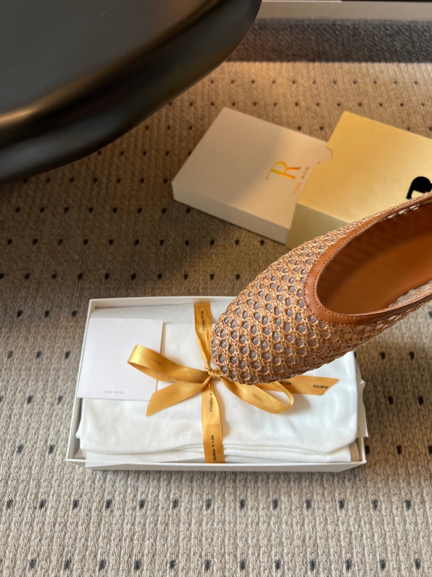 THE ROW 26S BALLET FLATS IN BROWN MESH