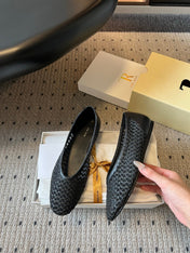 THE ROW 26S BALLET FLATS IN BLACK MESH