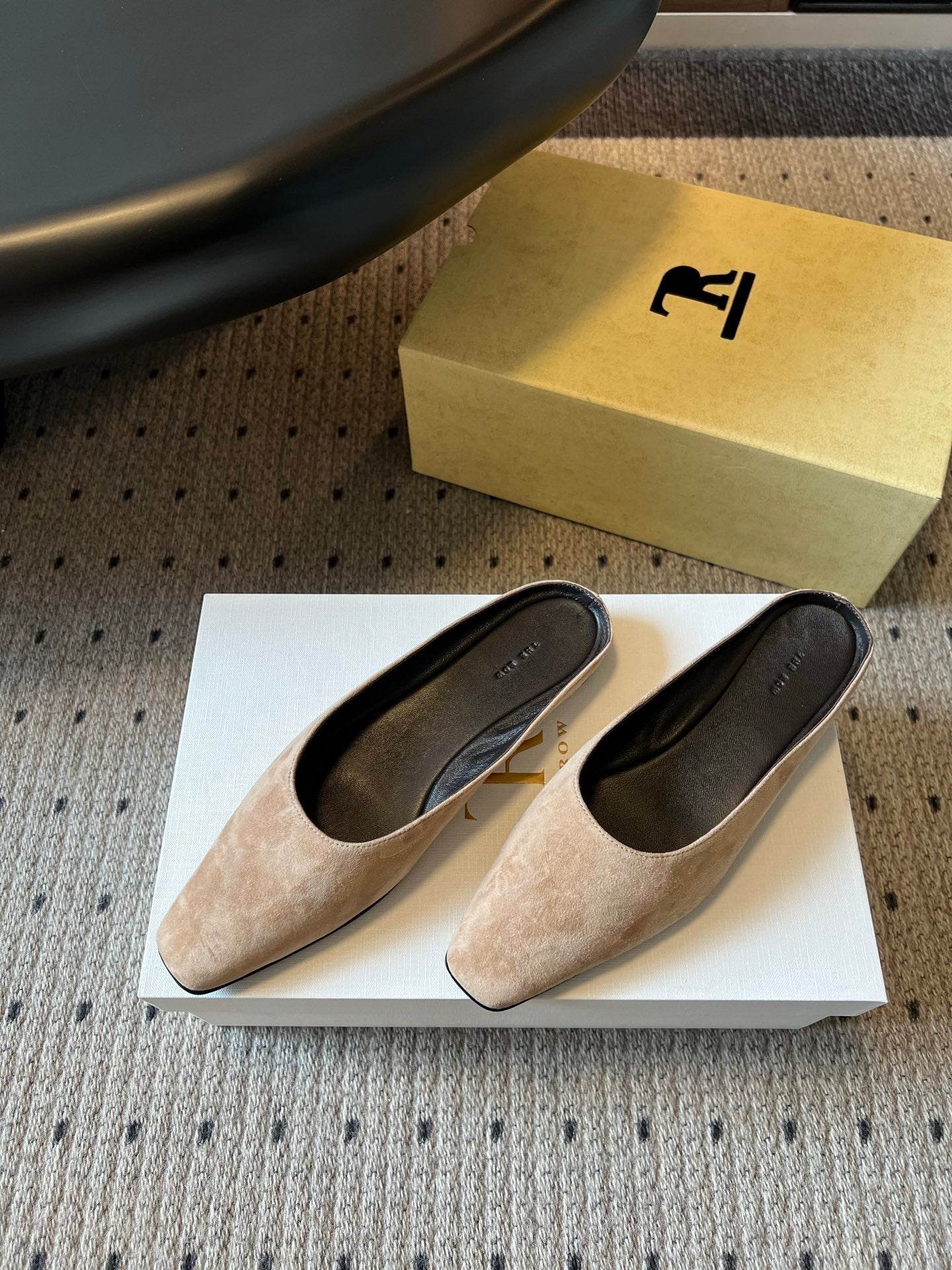 THE ROW 26S SQUARE TOE BACKLESS SLIDES IN LIGHT BROWN CALF HAIR