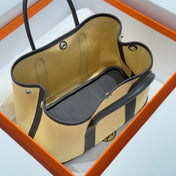 GARDEN PARTY 30CM IN DARK BEIGE TOILETS COTTON CANVAS AND BLACK CALFSKIN