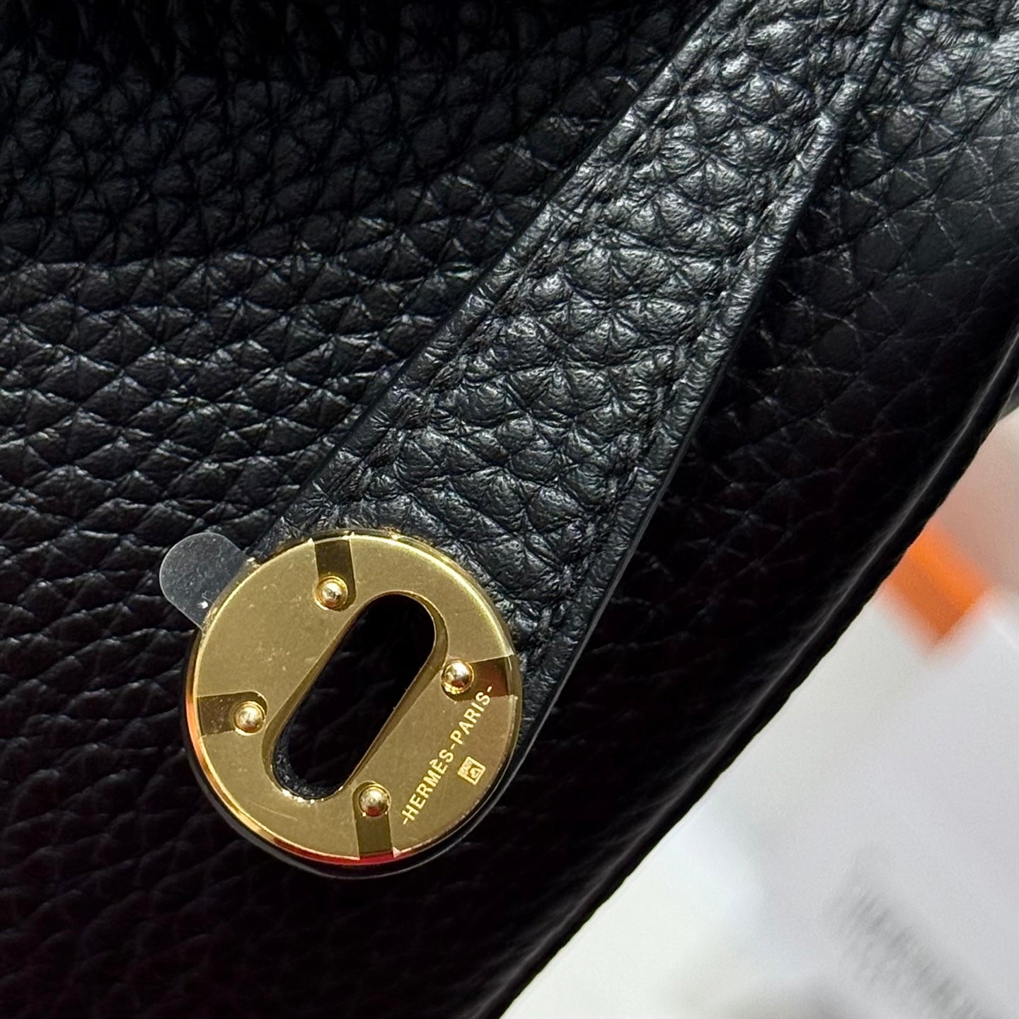 HERMES 25S MINI LINDY 19 IN BLACK CALFSKIN GOLD HARDWARE
