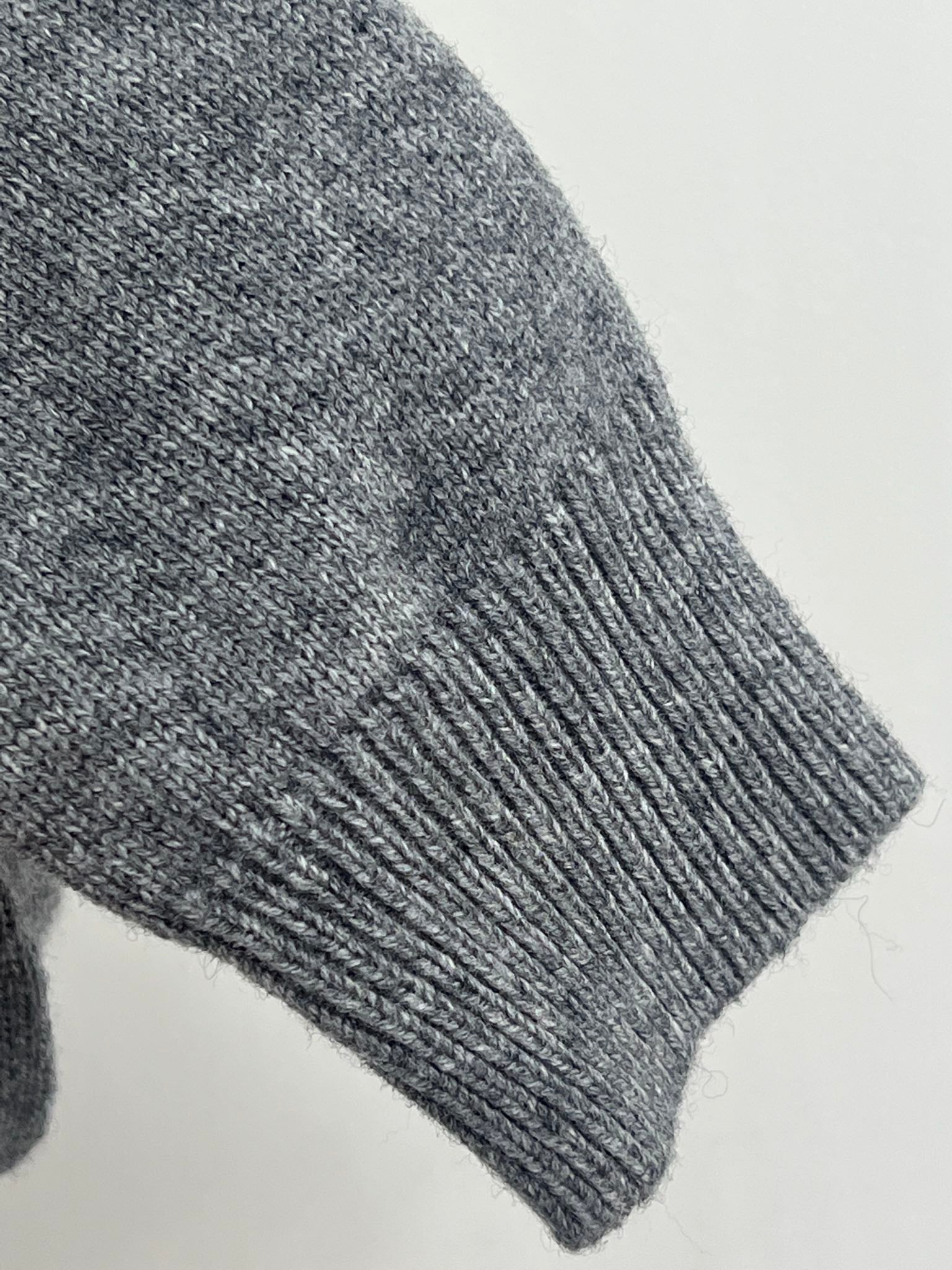 PRADA 25S SWEATER 580