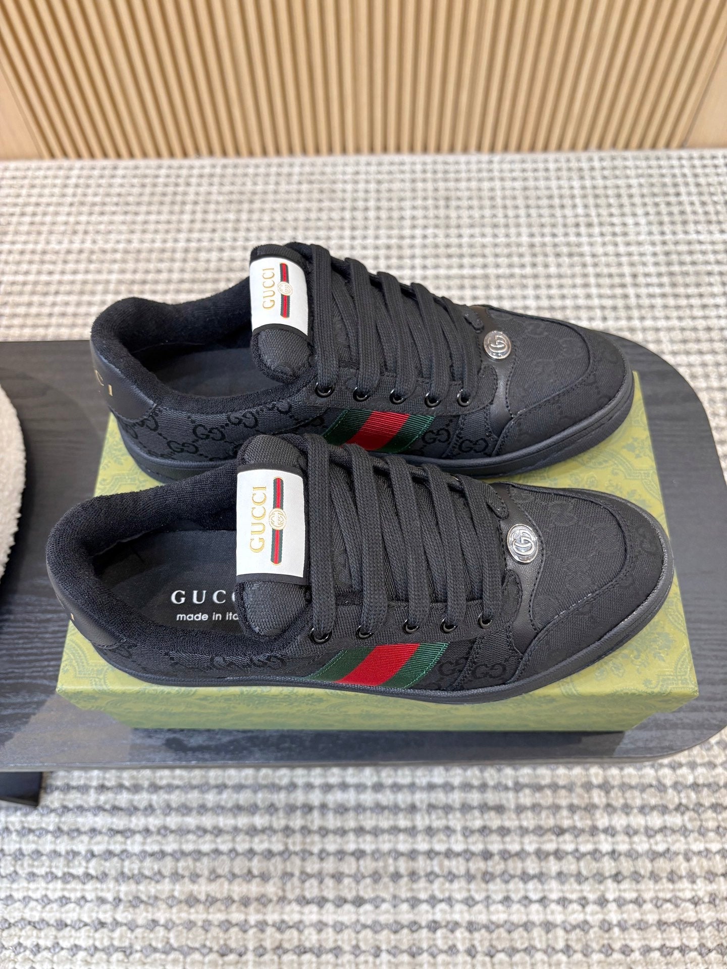 GUCCI 26S SNEAKERS IN BLACK GG CANVAS
