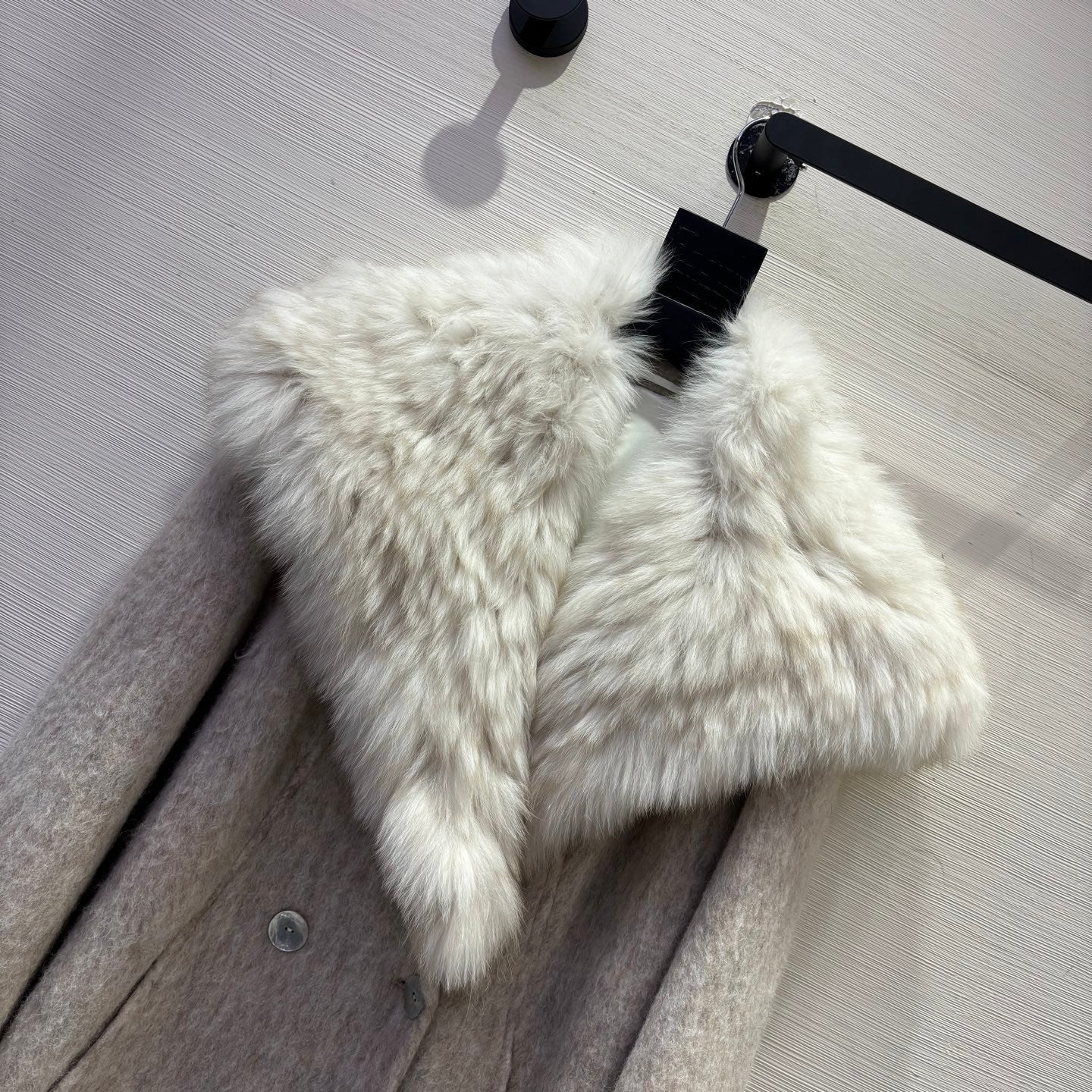 MAX MARA 25S DOUBLE-SIDED CASHMERE COAT WITH FOX FUR COLLAR 171