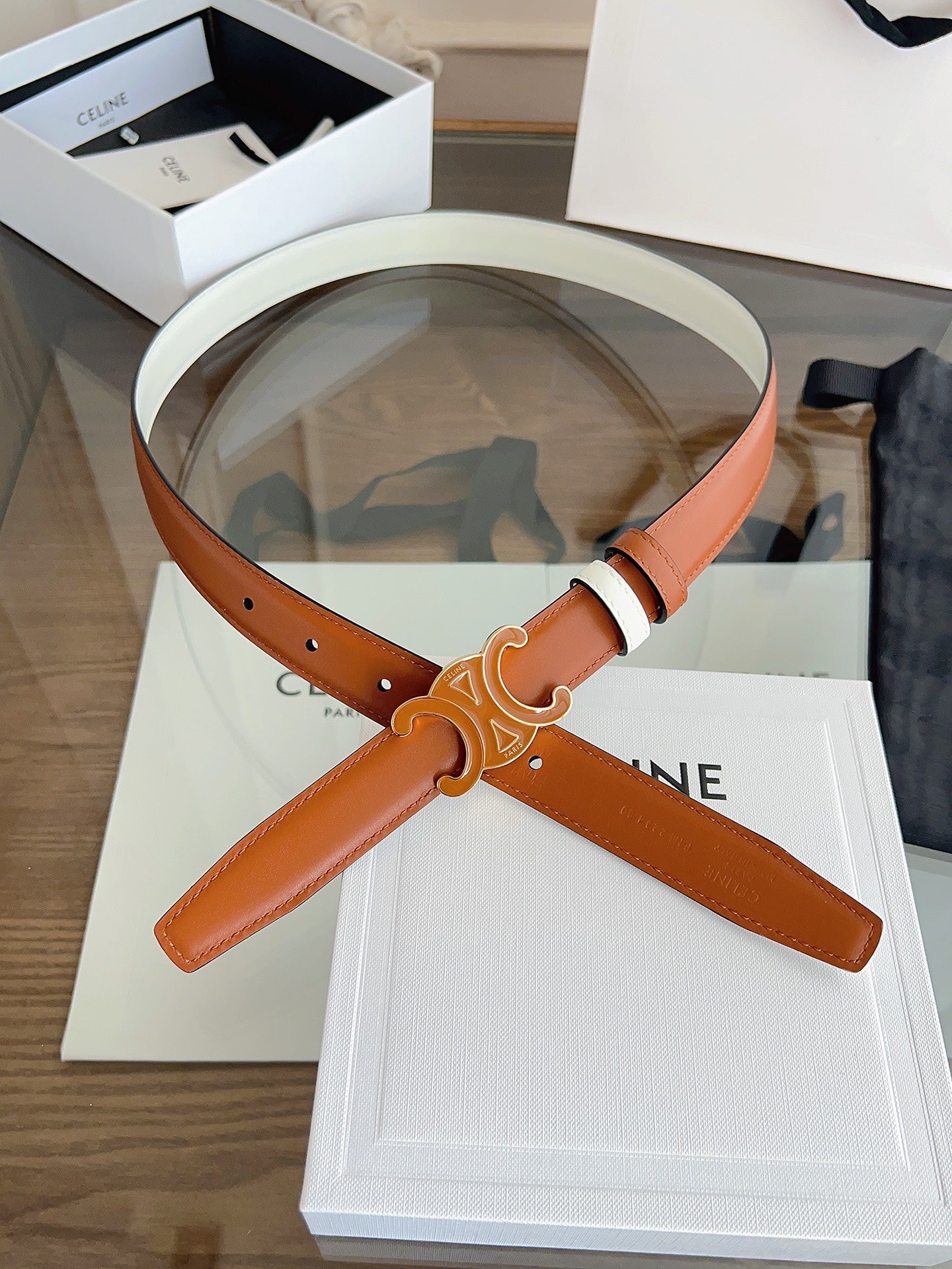 CELINE 26S REVERSIBLE BELT 25 MM IN BROWN AND WHITE CALFSKIN 669841