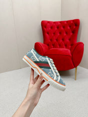 GUCCI 26S LOW TOP SNEAKERS IN LIGHT BLUE CANVAS STYLE 12