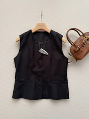 MIUMIU 26S SET VEST AND PLEATED SKIRT 867