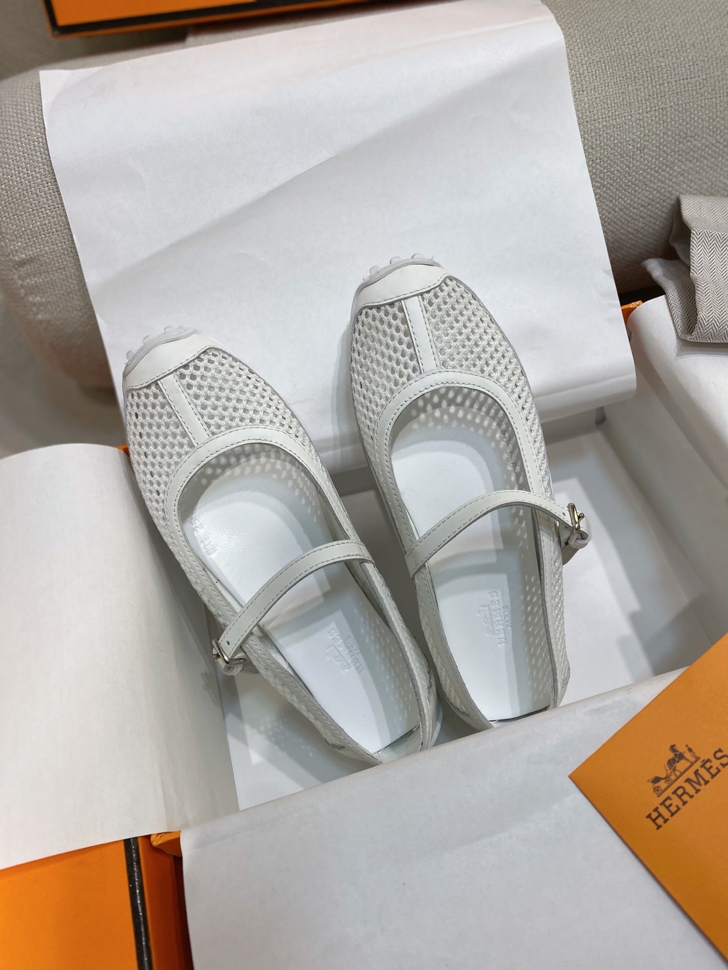 HM 26S KICHU BALLET FLAT IN WHITE CROCHET KNIT AND CALFSKIN