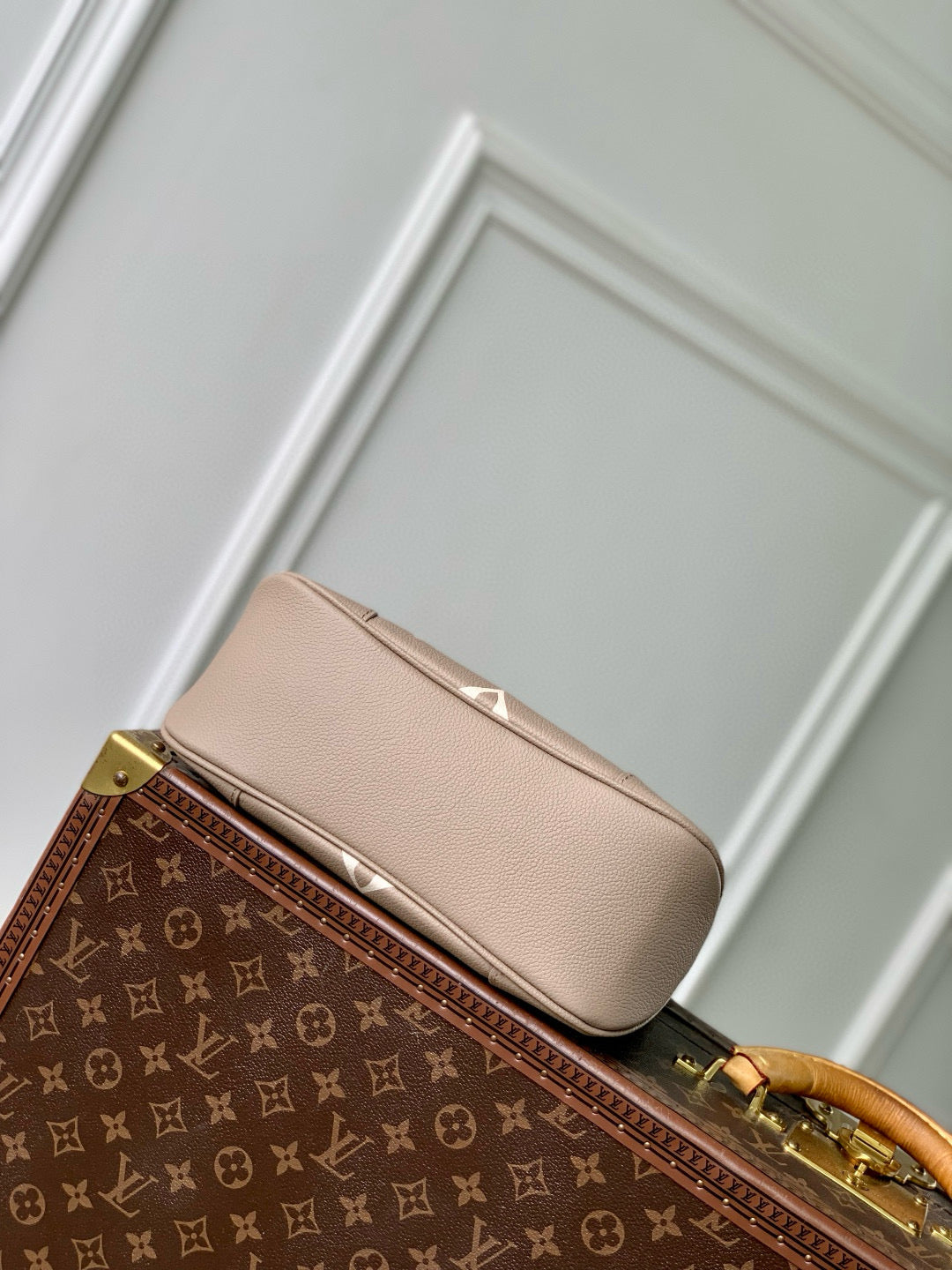 BOULOGNE 29 IN DOVE GRAY AND CREAM MONOGRAM EMPREINTE LEATHER GOLD HARDWARE