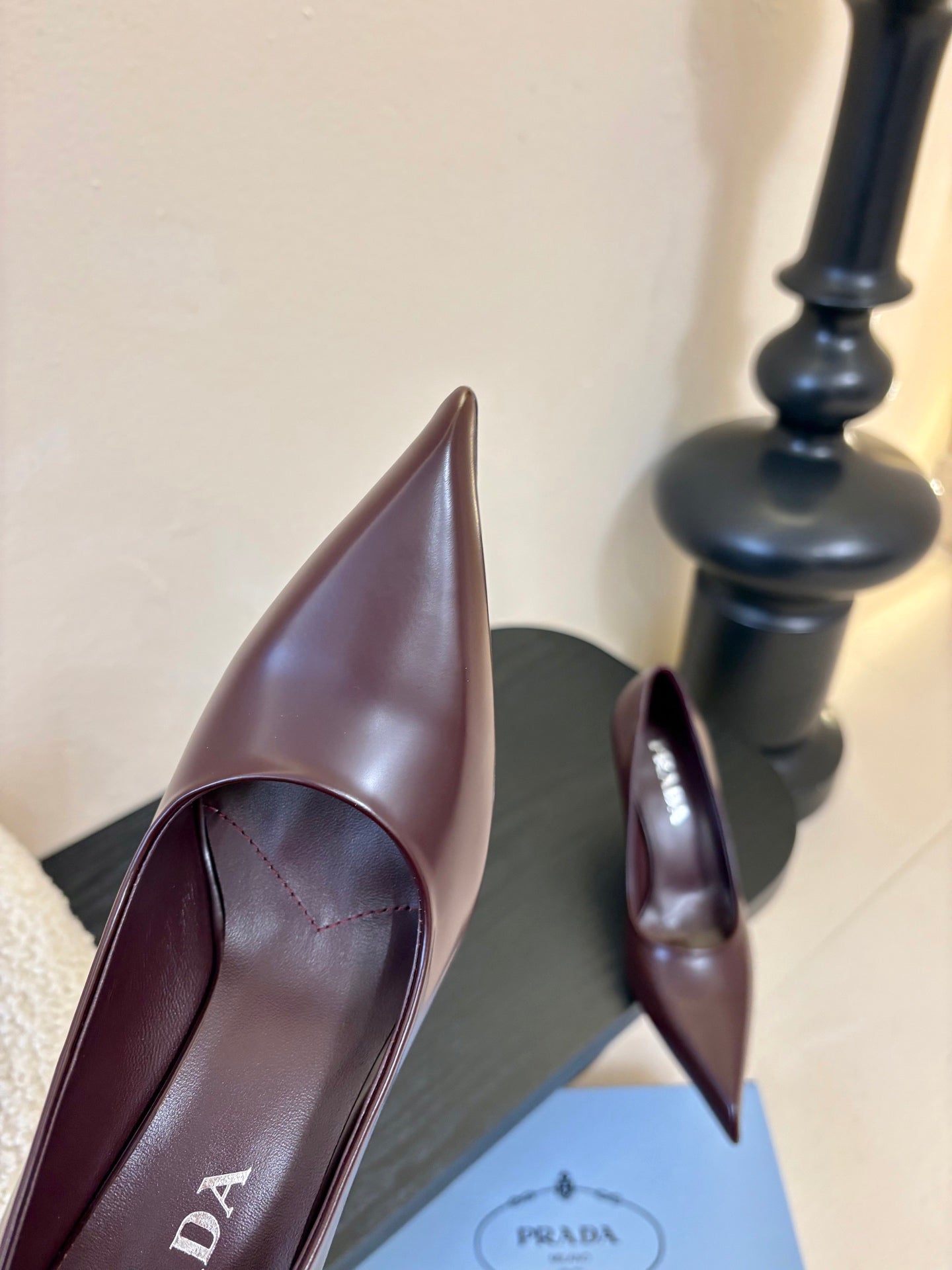 PRADA 26S POINTED-TOE HIGH HEELS IN BURGUNDY RED LAMBSKIN