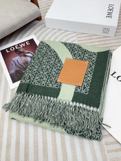 ANAGRAM SCARF 140 CM IN GREEN FOREST WOOL 410214