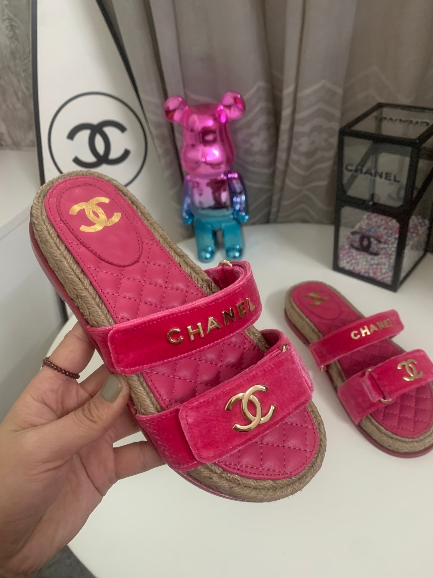 CHANEL 26S SLIDE SANDALS IN PINK VELVET AND CALFSKIN WITH ROPE SOLE GOLD HARDWARE