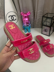 CHANEL 26S SLIDE SANDALS IN PINK VELVET AND CALFSKIN WITH ROPE SOLE GOLD HARDWARE