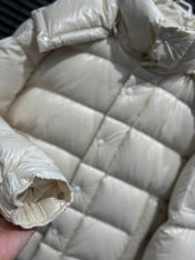 MONCLER 25S DOWN JACKET 379