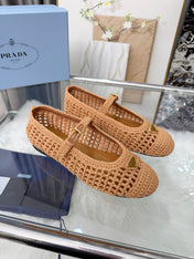 PRADA 26S MARY JANE FLATS IN BROWN WOVEN RAFFIA WITH TRIANGLE LOGO