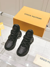 LV BARRACUDA SNEAKER IN BLACK CALFSKIN