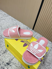 GUCCI 26S PLATFORM SLIDE SANDALS IN LIGHT PINK FABRIC